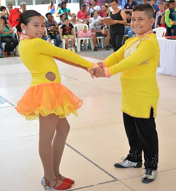 Formacion Artistica de Bailarines Formacion Artistica de Bailarines